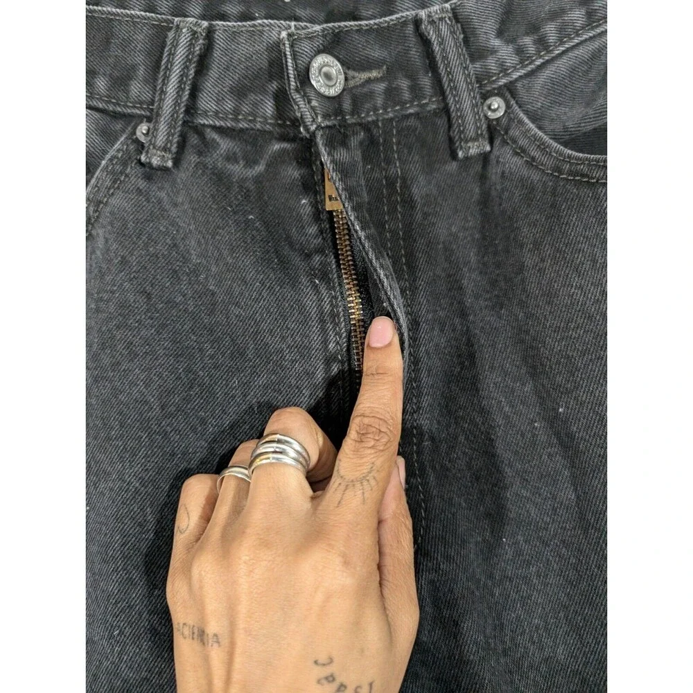 Levi's 505 Jeans Men Sz 36 Black Denim Straight‎ Leg Pants 0260